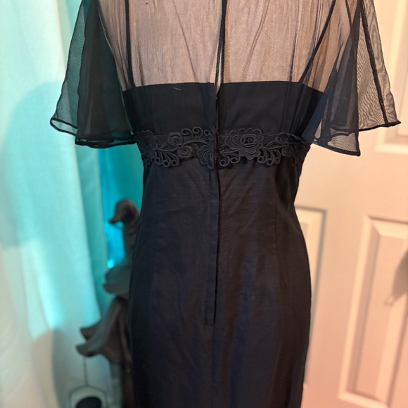 True Vintage 1950s Evelyn Thornton Wiggle Dress – Black Linen - Picture 3 of 3